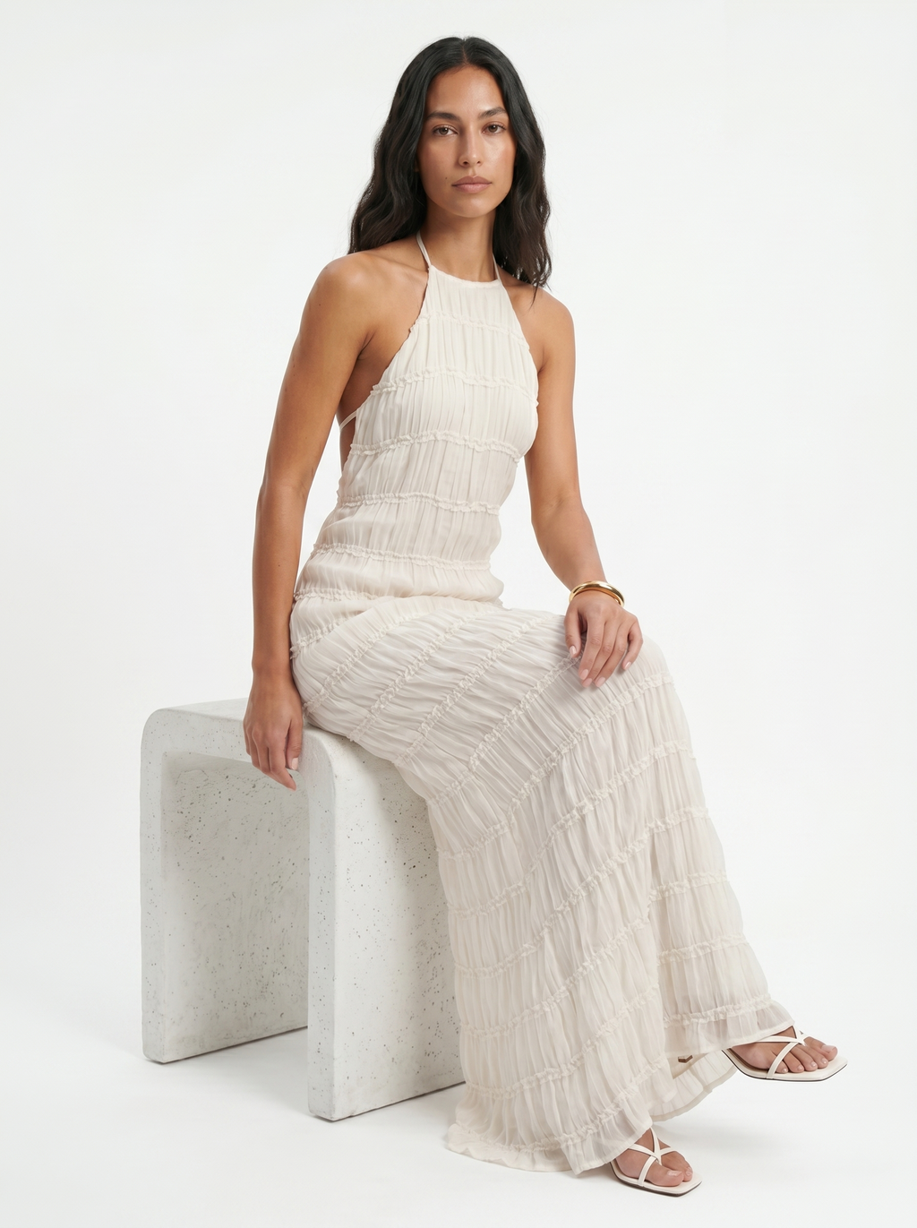 Angela Vestido Largo Halter con Volantes