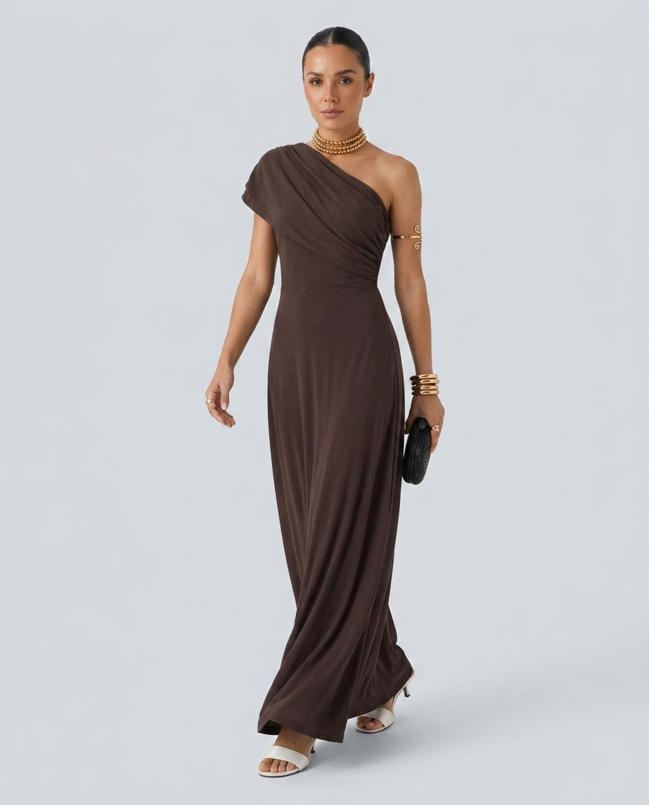 Vestido Toledo marrón - modelo AURA PRADO